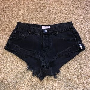 One X one black teaspoon shorts